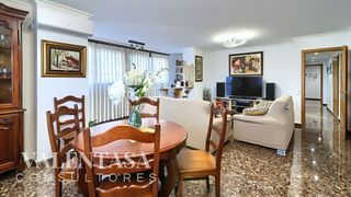 Piso en venta en Benicalap en Valencia