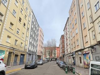 Piso en venta en Plaza España - Villa Pilar - Reyes Católicos - Vadillos en Burgos