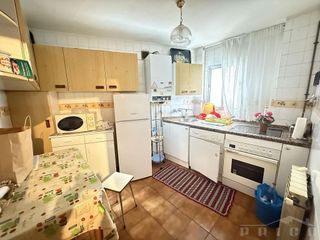 Piso en venta en Plaza España - Villa Pilar - Reyes Católicos - Vadillos en Burgos