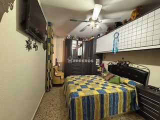 Piso en venta en Universidad - Los Lirios en Logroño