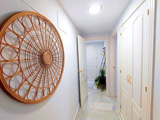 Piso en venta en Los Naranjos - Las Brisas en Marbella