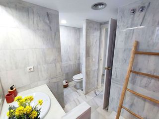 Piso en venta en Los Naranjos - Las Brisas en Marbella