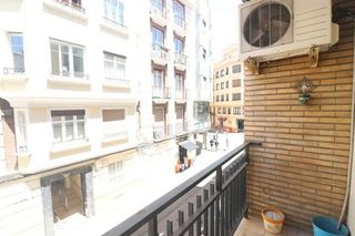 Piso en venta en Paseo Sagasta en Zaragoza