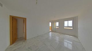 Piso en venta en El Faro de Calaburra - Chaparral en Mijas