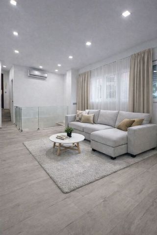 Dúplex en venta en Pinar del Rey en Madrid