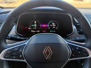 Por 349€ mes Arkana Techno ETECH full hybrid 145CV