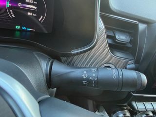 Por 349€ mes Arkana Techno ETECH full hybrid 145CV