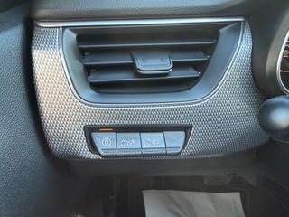 Por 349€ mes Arkana Techno ETECH full hybrid 145CV