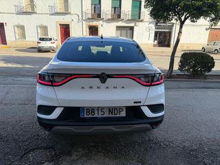 Por 349€ mes Arkana Techno ETECH full hybrid 145CV