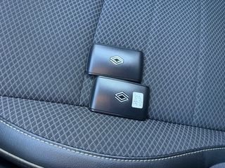 Por 349€ mes Arkana Techno ETECH full hybrid 145CV