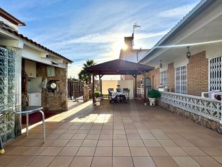 Chalet en venta en Urbanitzacions en Lloret de Mar