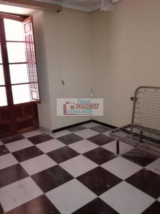 Chalet en venta en Torredonjimeno