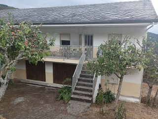 Casa adosada en venta en Ibias