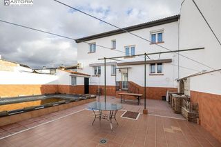 Casa pareada en venta en Zubia (La)
