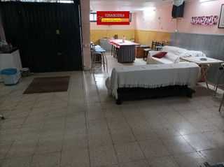 Casa en venta en La Paz en Alcalá de Guadaira