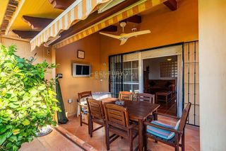 Casa pareada en venta en Calahonda en Mijas