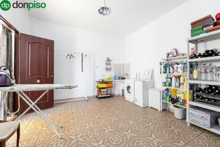 Chalet en venta en Iznalloz