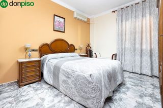 Chalet en venta en Iznalloz