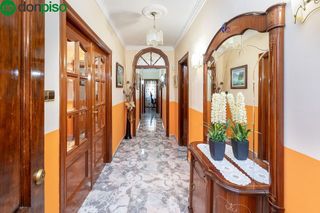 Chalet en venta en Iznalloz