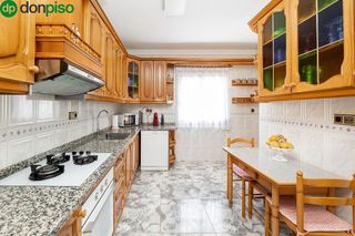 Chalet en venta en Iznalloz