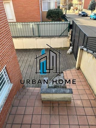 Chalet en venta en Villaquilambre