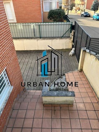 Chalet en venta en Villaquilambre