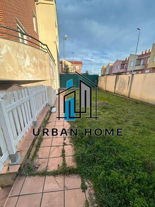Chalet en venta en Villaquilambre