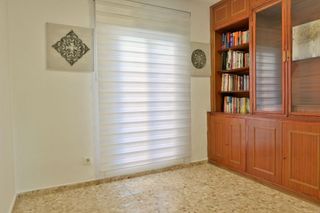 Casa adosada en venta en Colores - Entreparques en Sevilla