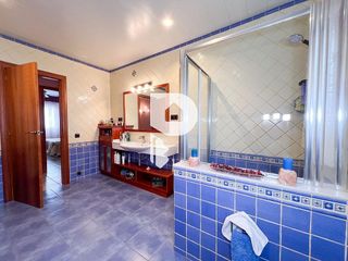 Chalet en venta en Vallirana