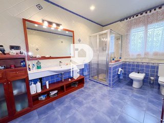 Chalet en venta en Vallirana
