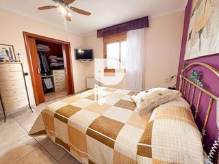 Chalet en venta en Vallirana