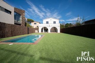 Chalet en venta en Mira-sol en Sant Cugat del Vallès