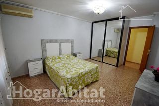 Piso en venta en Piscinas en Villarreal
