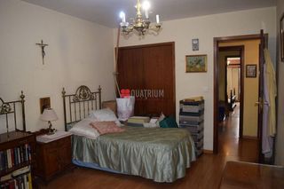 Piso en venta en Ensanche - Sar en Santiago de Compostela