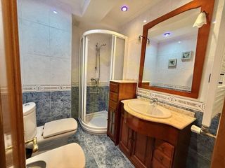 Piso en venta en Tenderina Alta - Fozaneldi en Oviedo