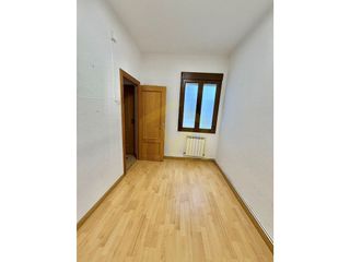 Piso en venta en Tenderina Alta - Fozaneldi en Oviedo