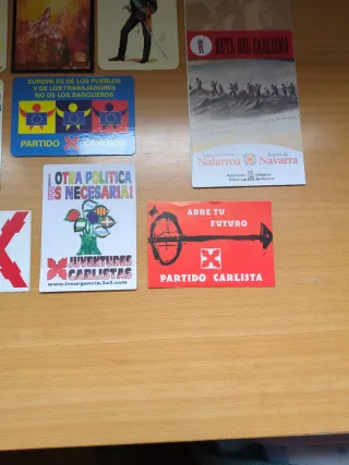 Calendarios y pegatinas carlistas