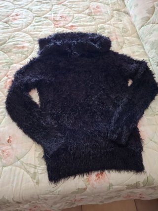 Maglione nero morbidissimo