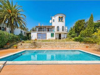 Chalet en venta en Can Semi - Mas Nou - Mas Ros en Castell-Platja d´Aro