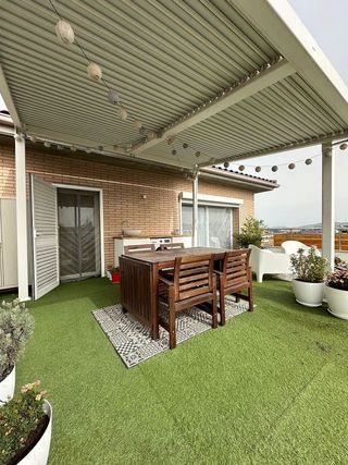 Chalet en venta en Vilablareix