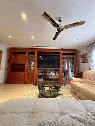 Chalet en venta en Vilablareix