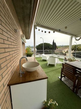 Chalet en venta en Vilablareix