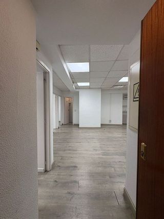 Oficina en alquiler en Almagro en Madrid