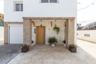 Chalet en venta en Otura