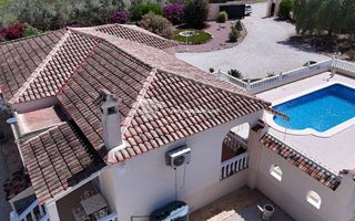 Chalet en venta en Catral