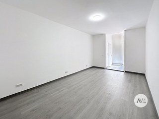 Piso en venta en El Raval en Barcelona