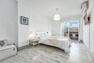 Piso en venta en Nueva Andalucía centro en Marbella