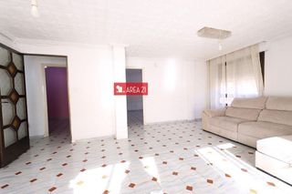 Piso en venta en Núcleo Urbano en Pobla de Vallbona (la)