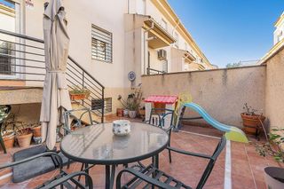 Casa adosada en venta en San Miguel en Armilla