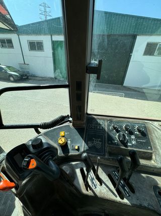 Tractor New Holland M115